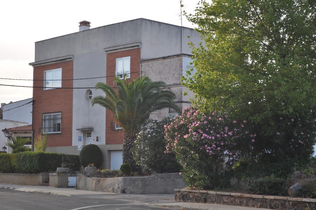 Apartamento Turistico La Ribera Del Marco Caceres Phòng bức ảnh